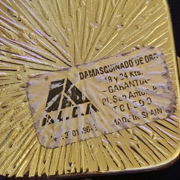 Vintage Damascene bird and floral design pill box made in Spain - Picture 5 of 5